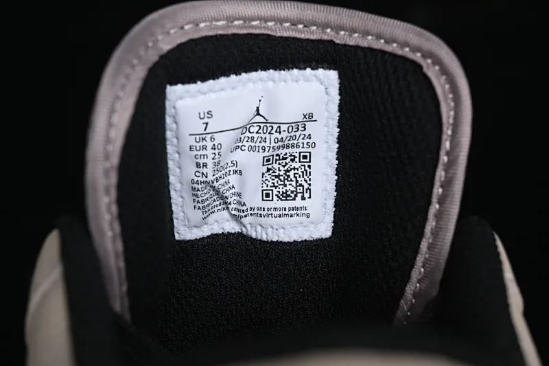 All Categories Air Jordan Jordan Series Basketball Shoes Air Jordan 1 Low Air Jordan 1 Low AJ1 Joe 1 North Face Collaboration-Law Brown High-end Customized Low-top Retro Basketball Shoes DC2024-033